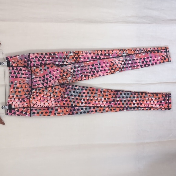 Victoria Secret Sport Knockout Leggings Multicolored Geometric Size Small - Picture 2 of 3